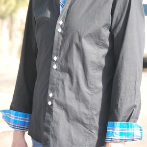 Tomsware Black Semi-Fitted Button Down-Size L